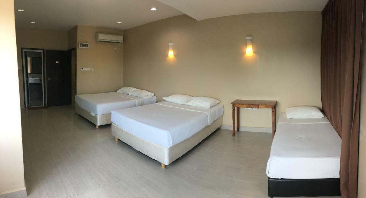 Pantai Guesthouse กวนตัน ภายนอก รูปภาพ